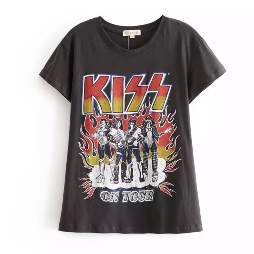 Kiss On Tour 70’s 80’s Rock Band Music Graphic Tee - Picture 3 of 3